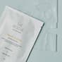 Snow Lotus ansiktsmask från Oslo Skin Lab med återfuktande biocellulosamask.